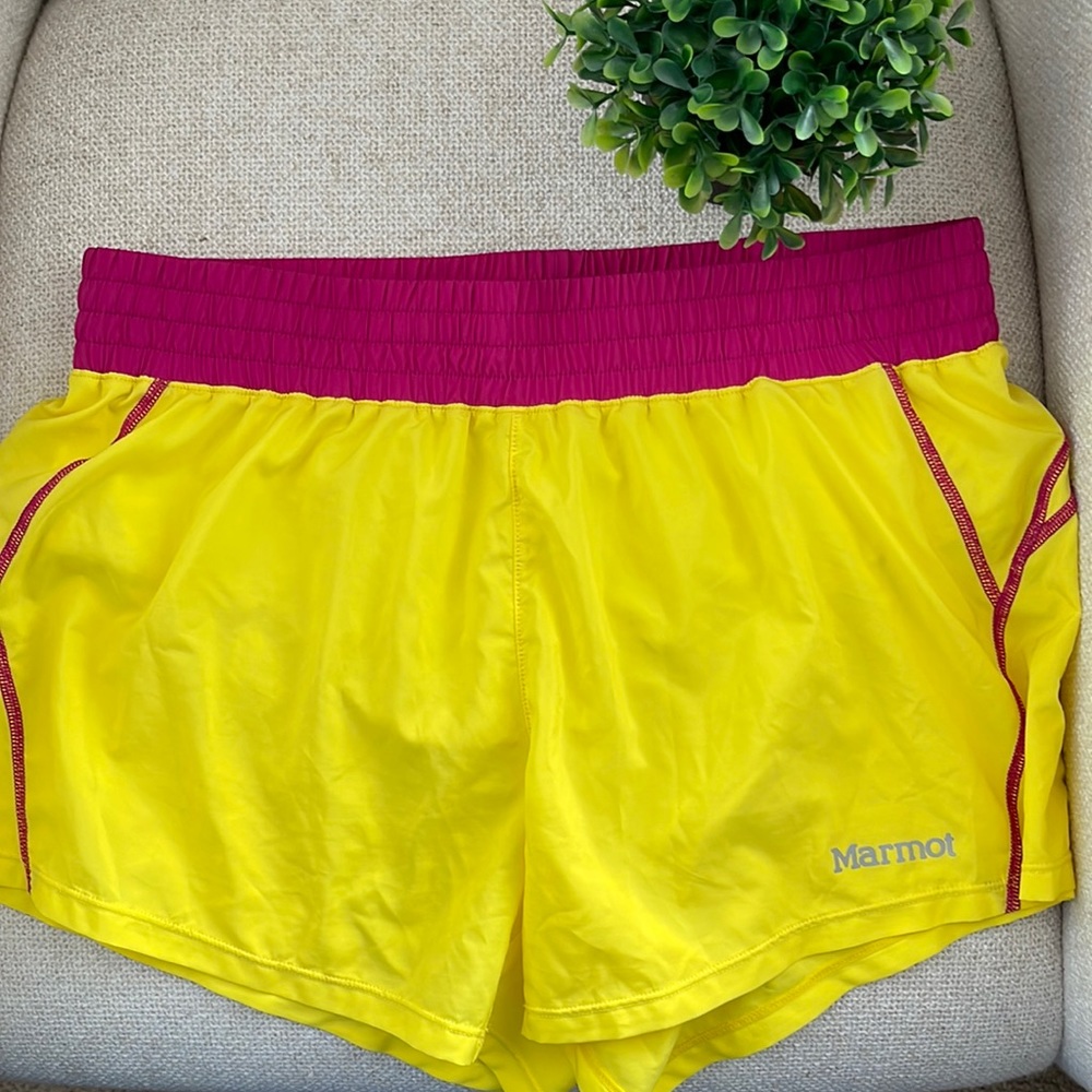 Marmot women’s running shorts medium